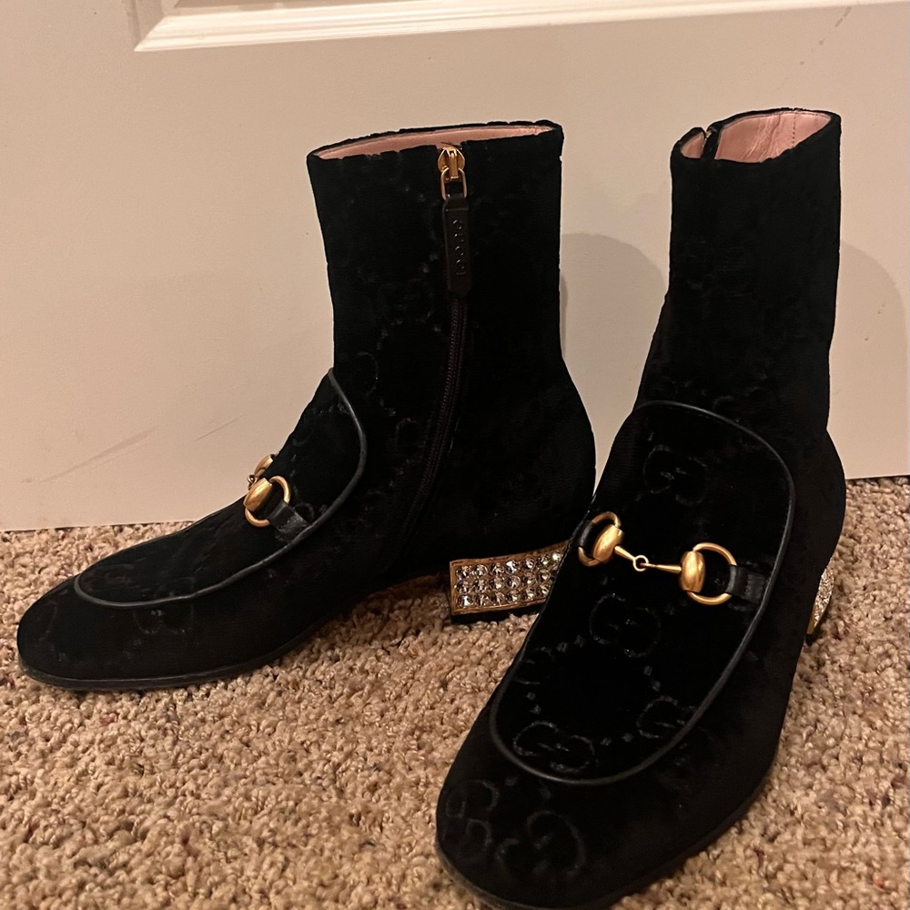 Gucci Horsebit Velvet Boots